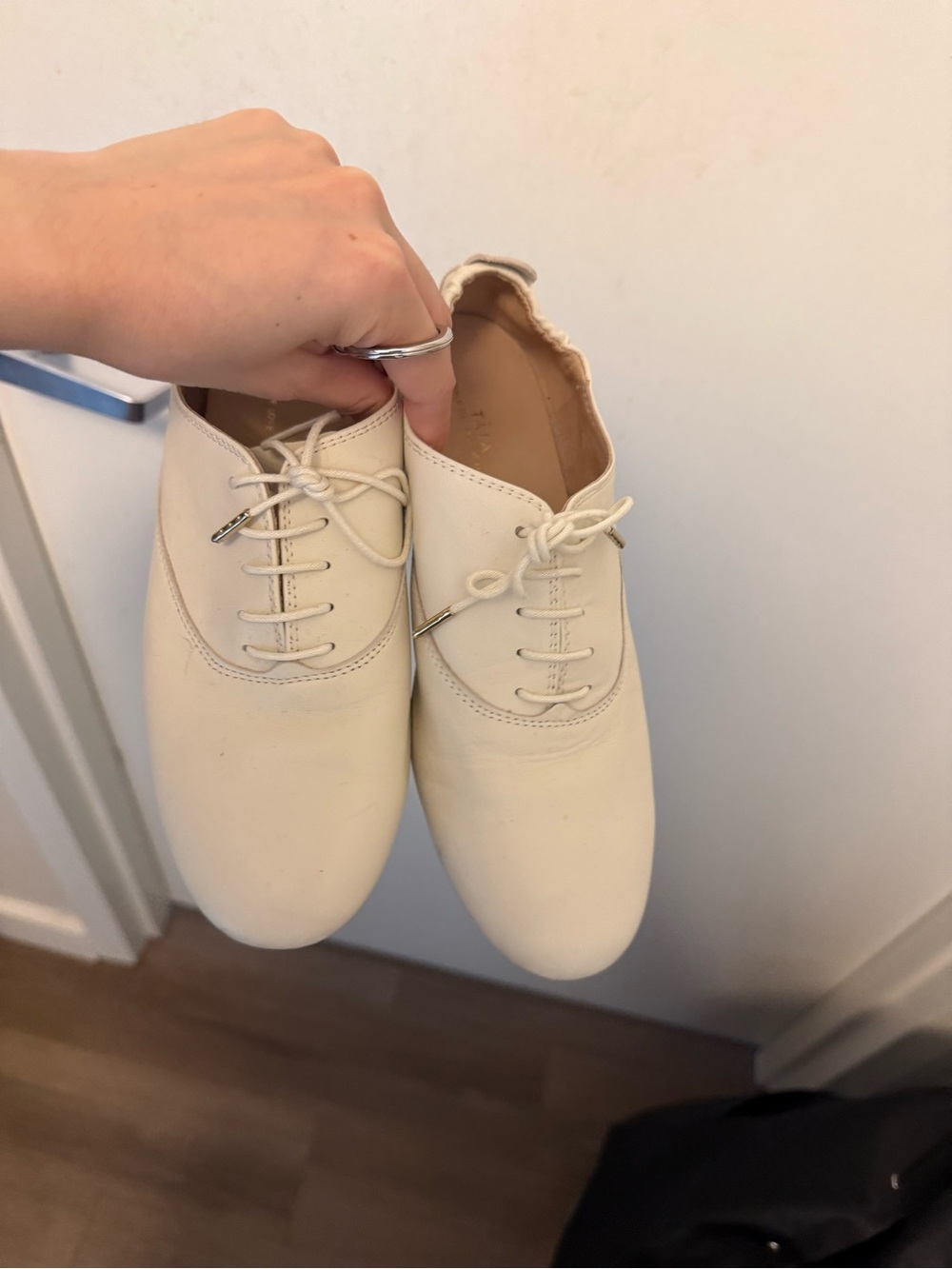 Cream Lace-Up Women's Oxfords — Lightweight Everyday Flats